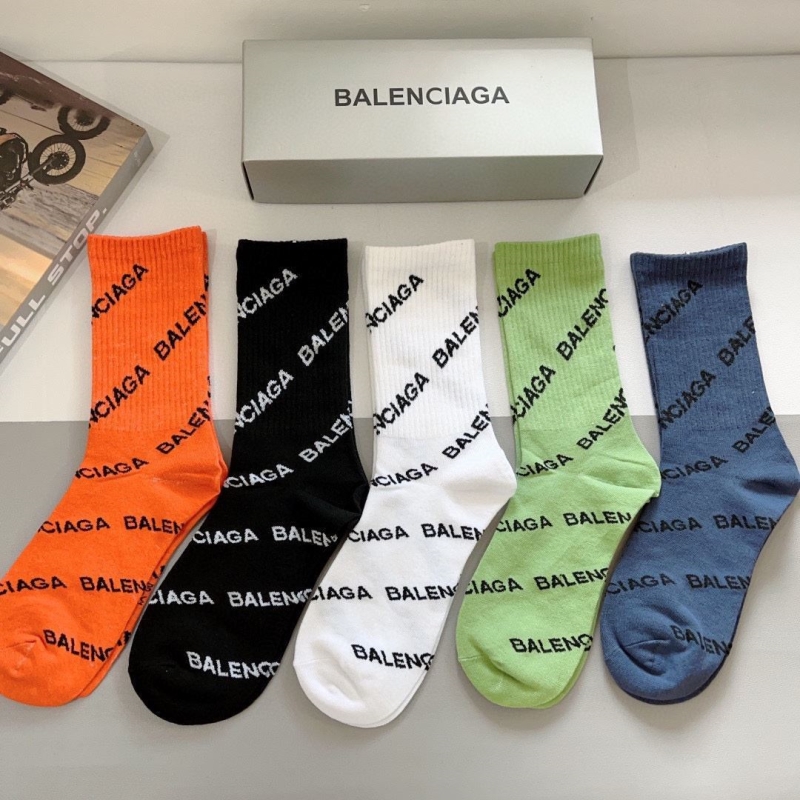 BALENCIAGA